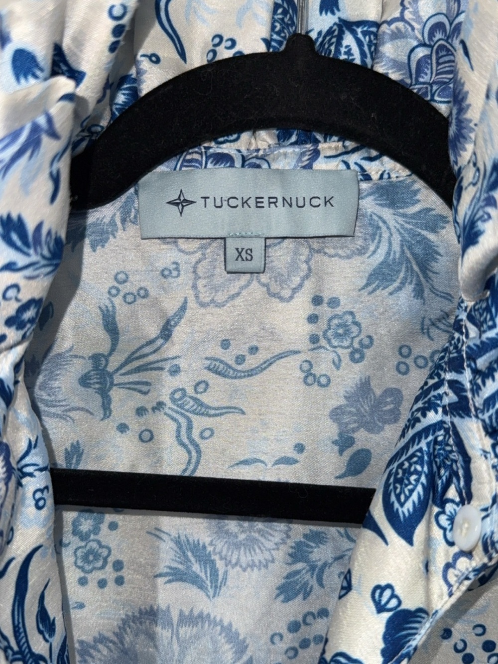 Tuckernuck Blue and White Floral Blouse - Picture 3 of 5